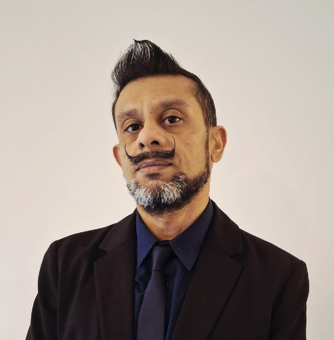 Ferhad Razzak About Us